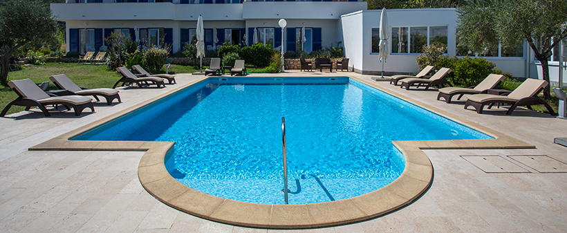 Hotel Manora, Mali Lošinj: počitnice s polpenzionom - Kuponko.si