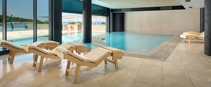 Grand hotel View 4*, Postira, Brač: all inclusive oddih - Kuponko.si