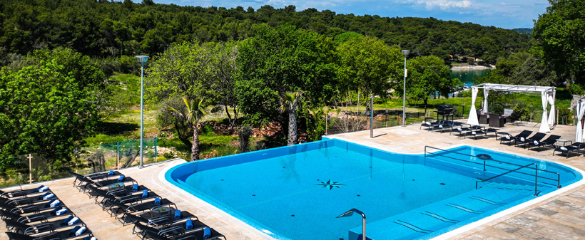Hotel Premantura Resort****: 1x nočitev s polpenzionom - Kuponko.si