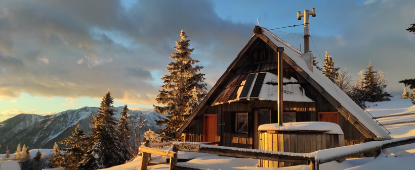 Velika planina resort, najem pristne koče - Kuponko.si