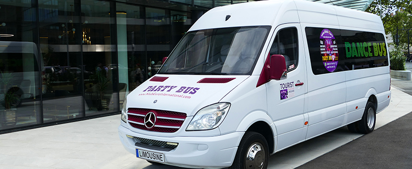 VIP Mercedes Sprinter Dance/Party Bus: najem limuzine - Kuponko.si