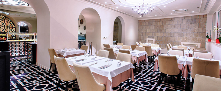 Hotel Slavia 4*, Baška Voda - oddih s polpenzionom - Kuponko.si