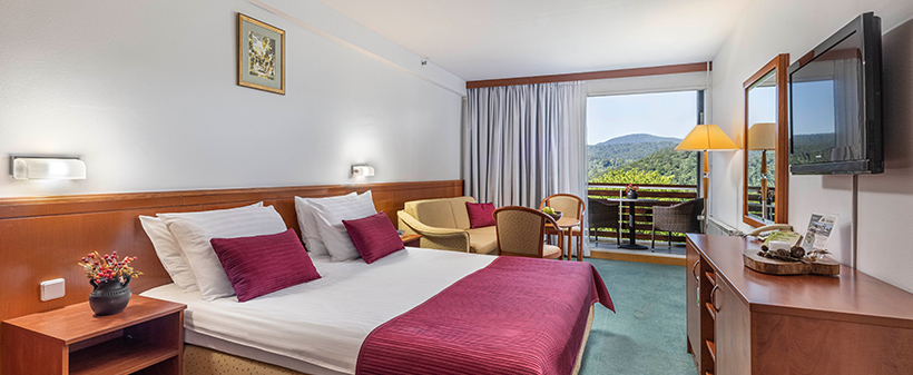 Hotel Jezero 3*, Plitvička jezera: jesenski oddih - Kuponko.si