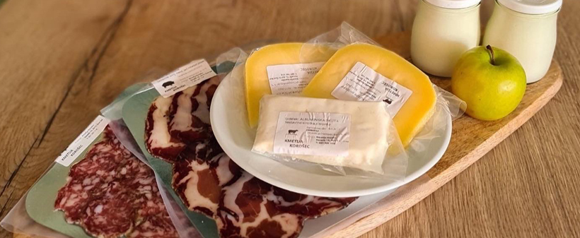 Hiša Robida, Črni Kal: 2x nočitev z zajtrkom - Kuponko.si
