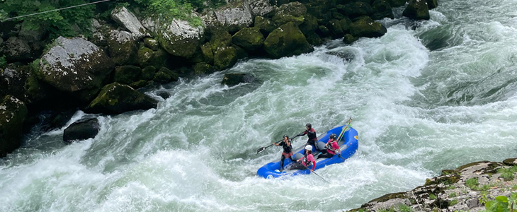 Adrenalinski oddih v Banja Luki - rafting po reki Vrbas - Kuponko.si