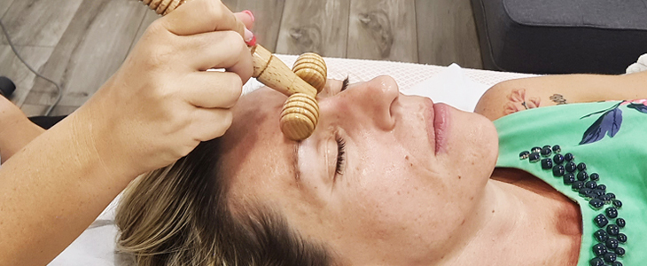 Vbrizgavanje BOTOX EFFECT hialuronskih polnil brez igel - Kuponko.si