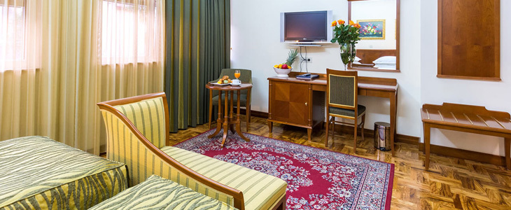 Hotel President Split 4*: silvestrski oddih - Kuponko.si