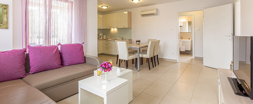 Apartmaji Malinska, Krk: oddih s silvestrovanjem - Kuponko.si