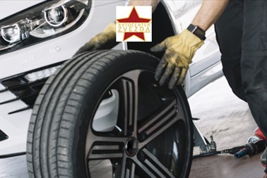 Avtocenter Zvezda: menjava pnevmatik z jeklenimi platiš