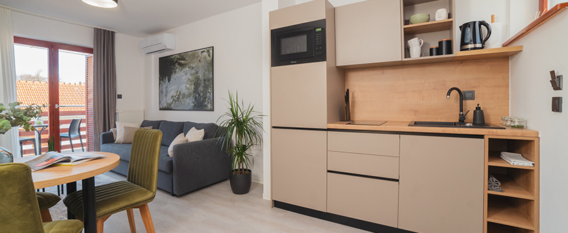 St. Martin's Apartments: družinski oddih s kopanjem - Kuponko.si