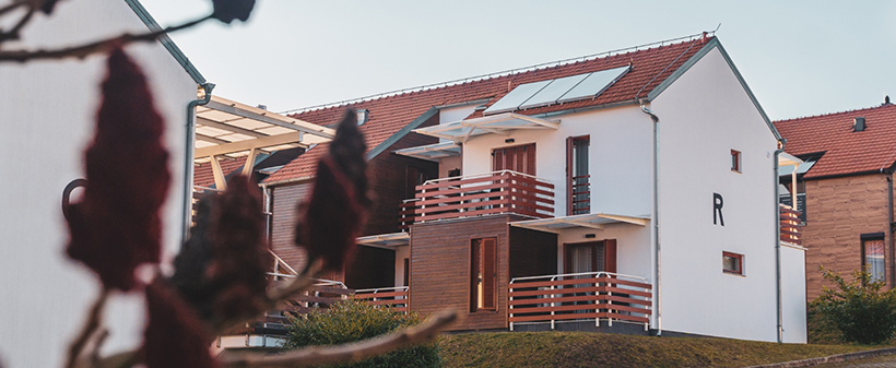 St. Martin's Apartments: družinski oddih s kopanjem - Kuponko.si
