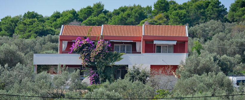Apartmaji Juric, Kali, Ugljan: oddih v apartmaju - Kuponko.si