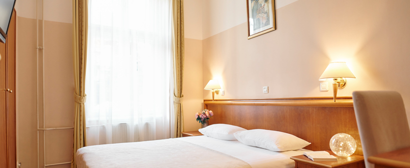 Hotel Lovran 3*, Lovran: oddih s polpenzionom - Kuponko.si