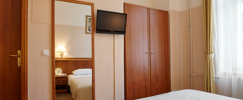 Hotel Lovran 3*, Lovran: oddih s polpenzionom - Kuponko.si