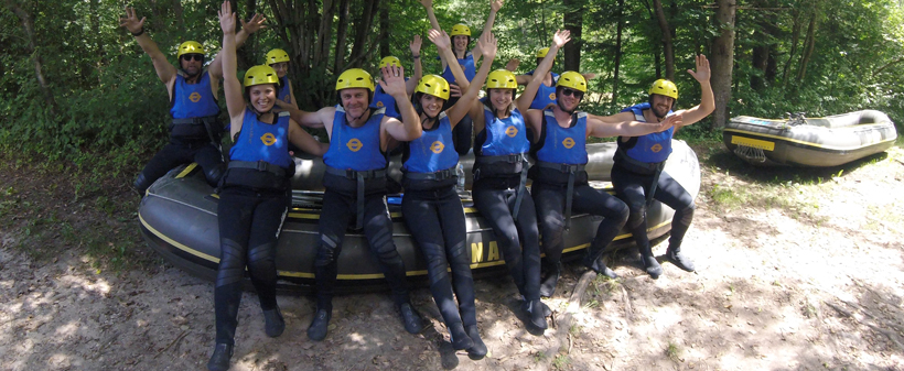 TinaRaft: rafting 13 km na Gorenjskem - Kuponko.si
