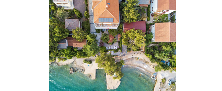 Villa Vicko 4*, Paklenica, 2x nočitev z zajtrkom - Kuponko.si