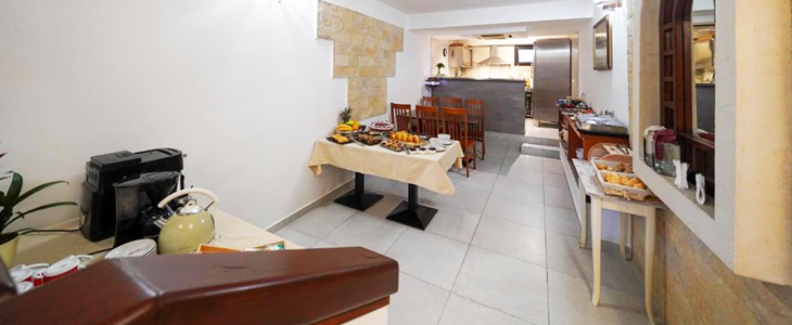 Villa Vicko 4*, Paklenica, 2x nočitev z zajtrkom - Kuponko.si