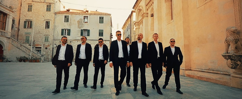 Grand hotel Donat Superior, dalmatinska večerja, klapa  - Kuponko.si