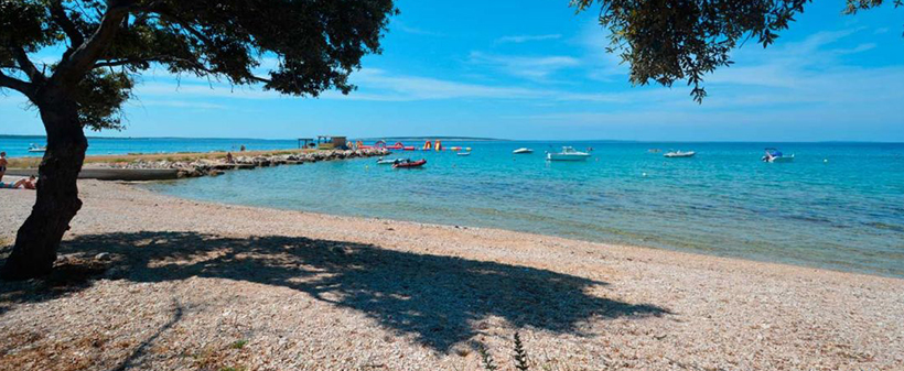 Turistično naselje Gajac, Pag: počitnice v apartmaju - Kuponko.si