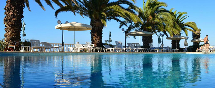 Paradise Beach hotel 3* na otoku Zakintos v Grčiji - Kuponko.si