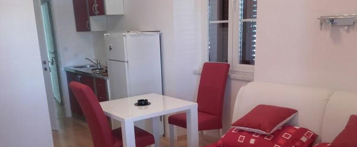 Apartmaji Riva, Biograd na Moru: apartmaji v Dalmaciji - Kuponko.si