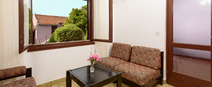 Apartmaji Medena 3*/4*, Seget Donji (Trogir) - Kuponko.si