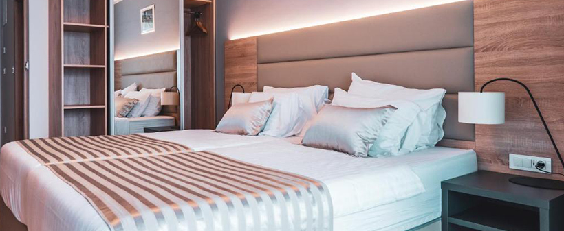 Hotel Kaneo 4*, Novalja: prvomajski oddih - Kuponko.si