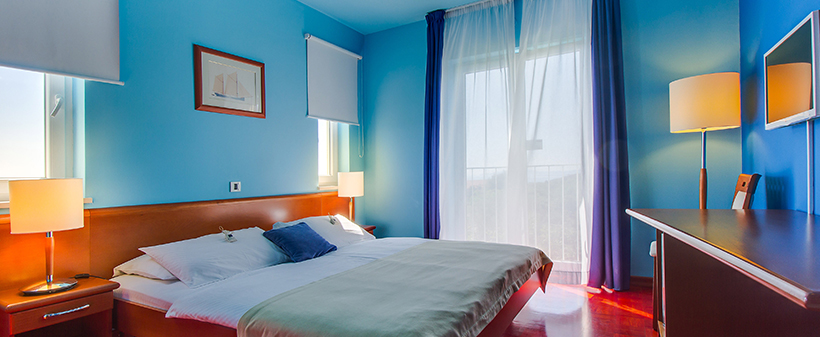 Hotel Manora, Mali Lošinj: počitnice s polpenzionom - Kuponko.si