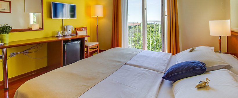 Hotel Manora, Mali Lošinj: počitnice s polpenzionom - Kuponko.si