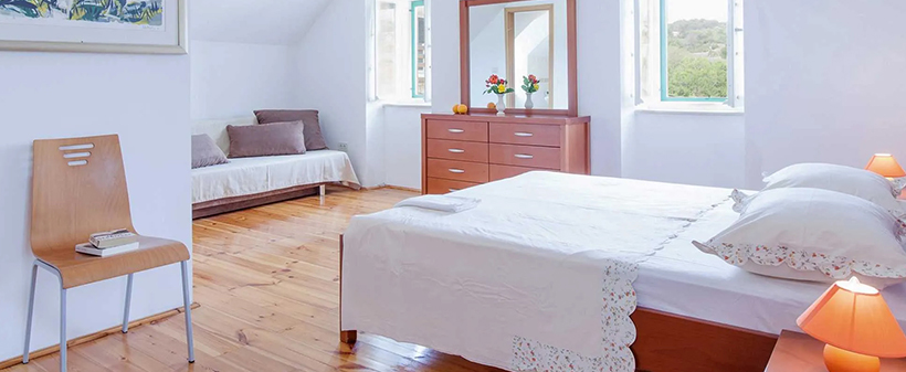 Villa Bonaca 3*, Sumartin, Brač: vila z bazenom - Kuponko.si