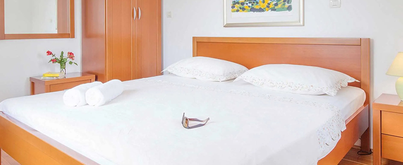 Villa Bonaca 3*, Sumartin, Brač: vila z bazenom - Kuponko.si