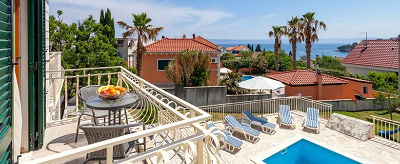 Villa Vjeka 4*, Sumartin, Brač: vila z bazenom - Kuponko.si