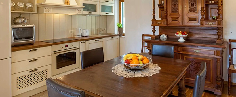 Villa Vjeka 4*, Sumartin, Brač: vila z bazenom - Kuponko.si