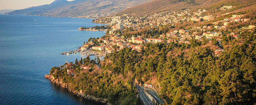 Turistično naselje Medveja 3*: mobilna hiška Premium - Kuponko.si