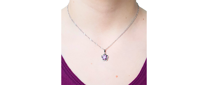 Prestižna srebrna verižica Purple Flower - Kuponko.si