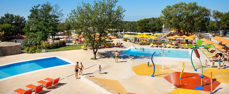 Lanterna Premium Camping Resort 4*: najem mobilne hiške - Kuponko.si