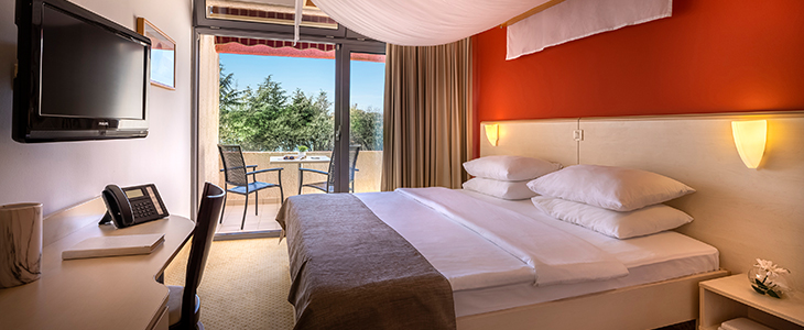 Rubin Sunny Hotel 3*, Porec: morski oddih - Kuponko.si