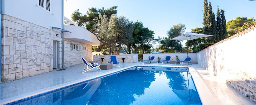 Vila Lidia, Brač: oddih na morju kupon - Kuponko.si