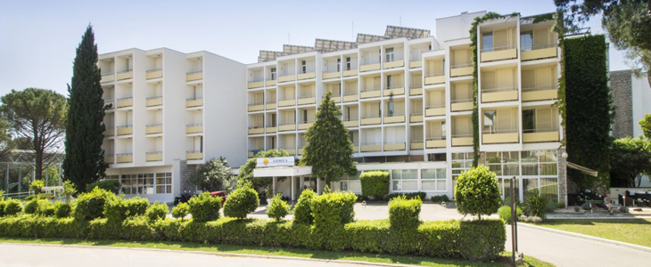 Hotel Adria, Biograd na Moru: all inclusive oddih - Kuponko.si