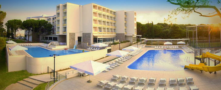 Hotel Adria, Biograd na Moru: all inclusive oddih - Kuponko.si