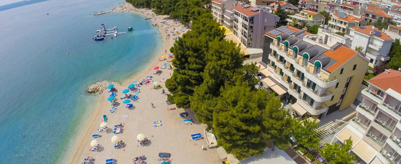 Hotel Milenij 4*, Makarska: hotel na plaži - Kuponko.si