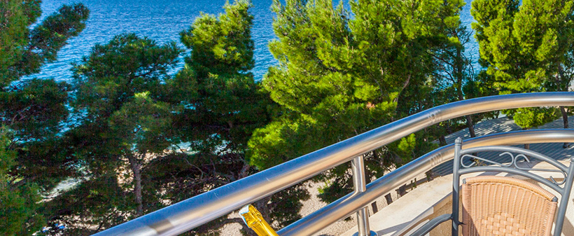 Hotel Milenij 4*, Makarska: hotel na plaži - Kuponko.si