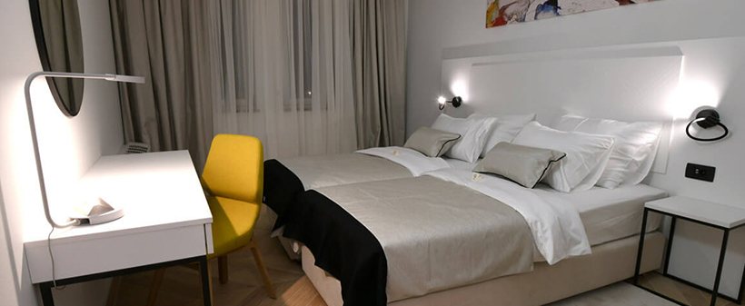 Aparthotel Milenij 4*, Baška Voda: oddih v apartmaju - Kuponko.si