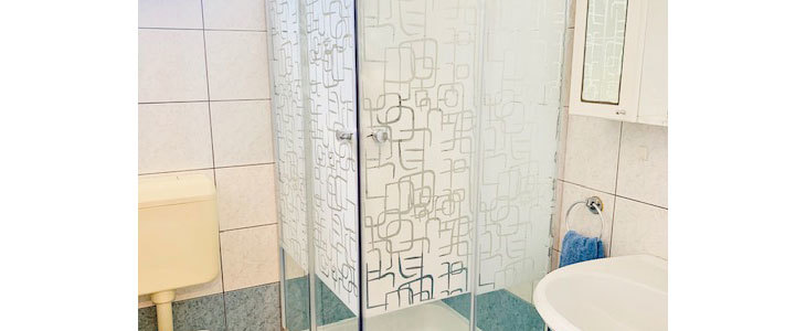 Apartmaji Villa Barbara na krasnem otoku Vir - Kuponko.si