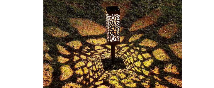 LawnLamps, solarna vrtna svetilka z modernim dizajnom - Kuponko.si