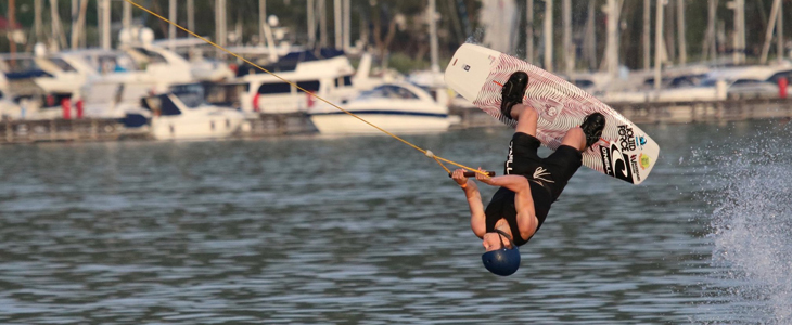 Wakeboardanje in smučanje na vodi - Kuponko.si