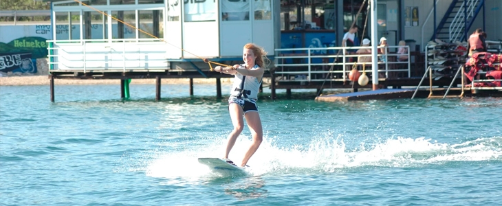 Wakeboardanje in smučanje na vodi - Kuponko.si