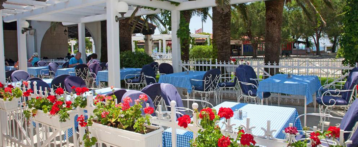 Hotel Slovenska Plaža 3*** Budva, Črna Gora - Kuponko.si