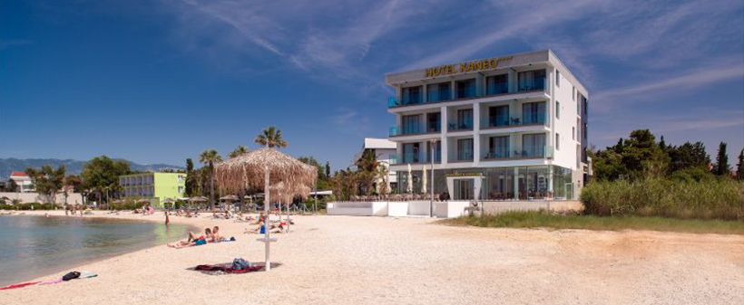 Hotel Kaneo 4*, Novalja: morski oddih - Kuponko.si