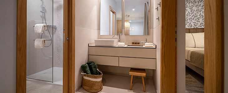 Valamar Amicor Green Resort 4*, Hvar: morski oddih - Kuponko.si